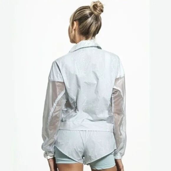 NWOT Free People Movement | Shape Shifter Jacket in Sky - Picture 3 of 9